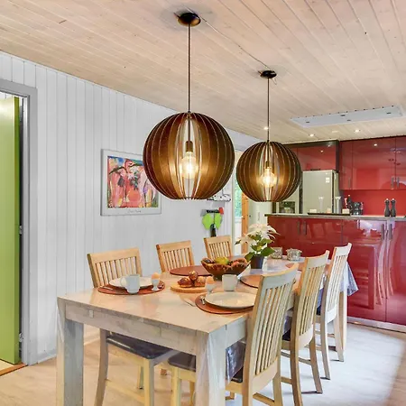Holiday home 4 Bedroom In *