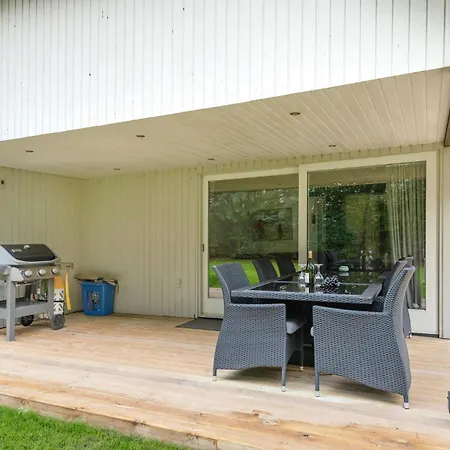 4 Bedroom In Tatil Evi Toftlund