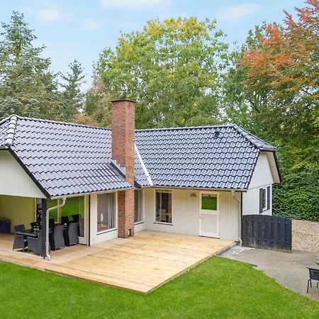 4 Bedroom In Holiday home Toftlund