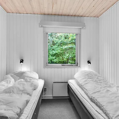 4 Bedroom In